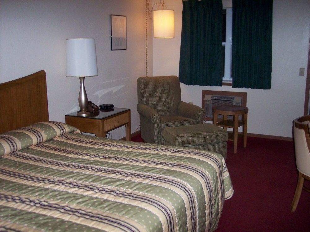 Night Inn Sweet Springs Kamer foto