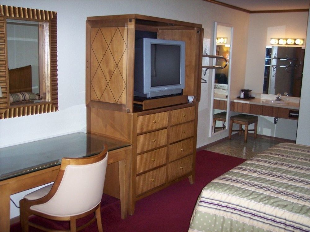 Night Inn Sweet Springs Kamer foto